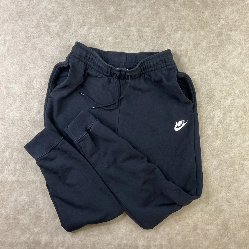 Nike Sweatpants Women Sz XS Joggers Sportswear Essentials Fleece Black BV4095